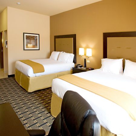 Holiday Inn Express And Suites Beeville By Ihg Chambre photo