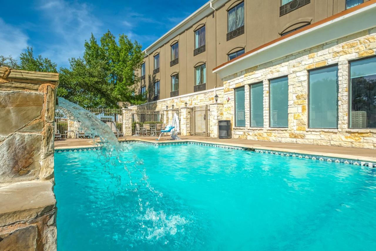Holiday Inn Express And Suites Beeville By Ihg Extérieur photo