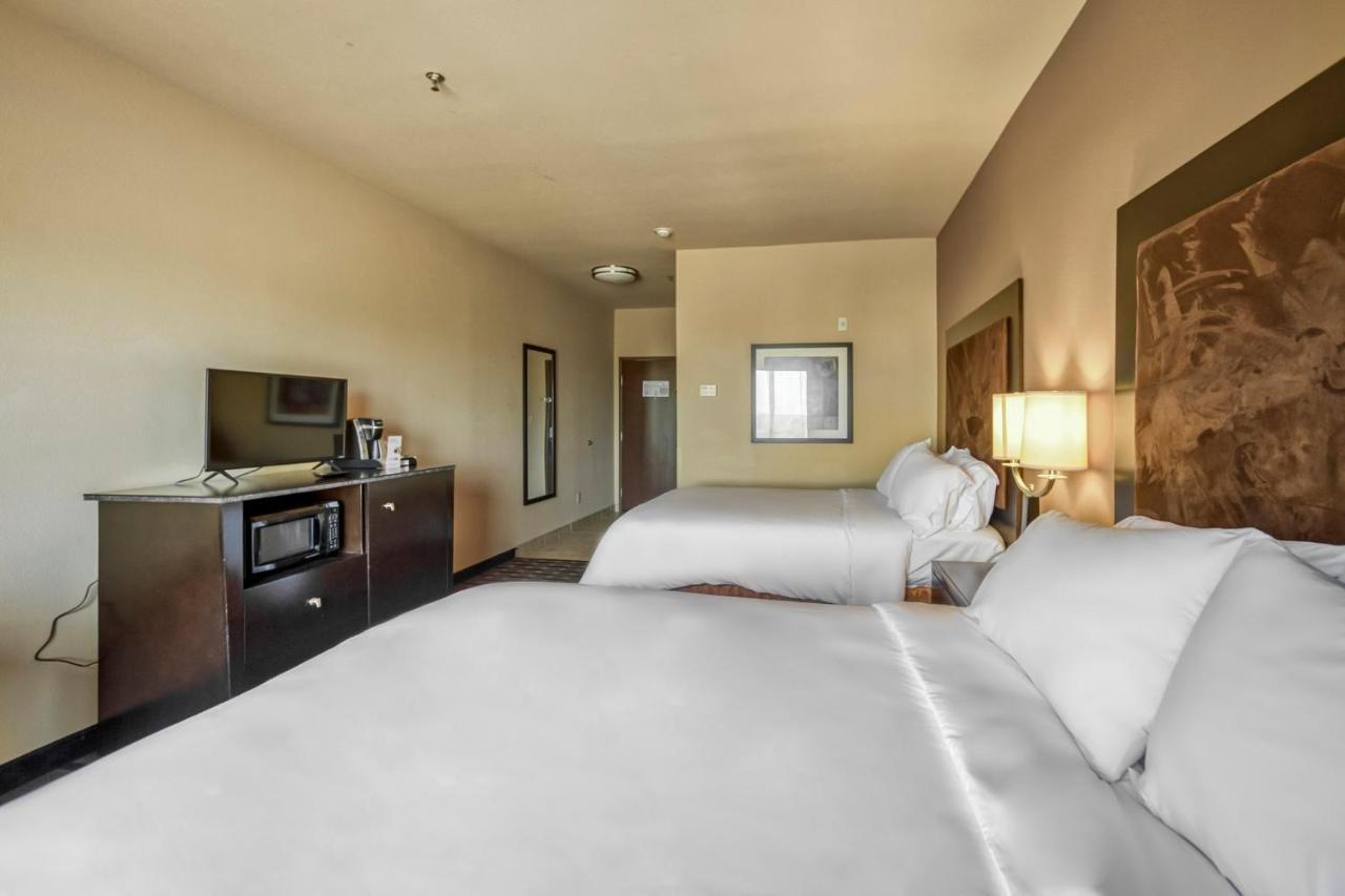 Holiday Inn Express And Suites Beeville By Ihg Extérieur photo