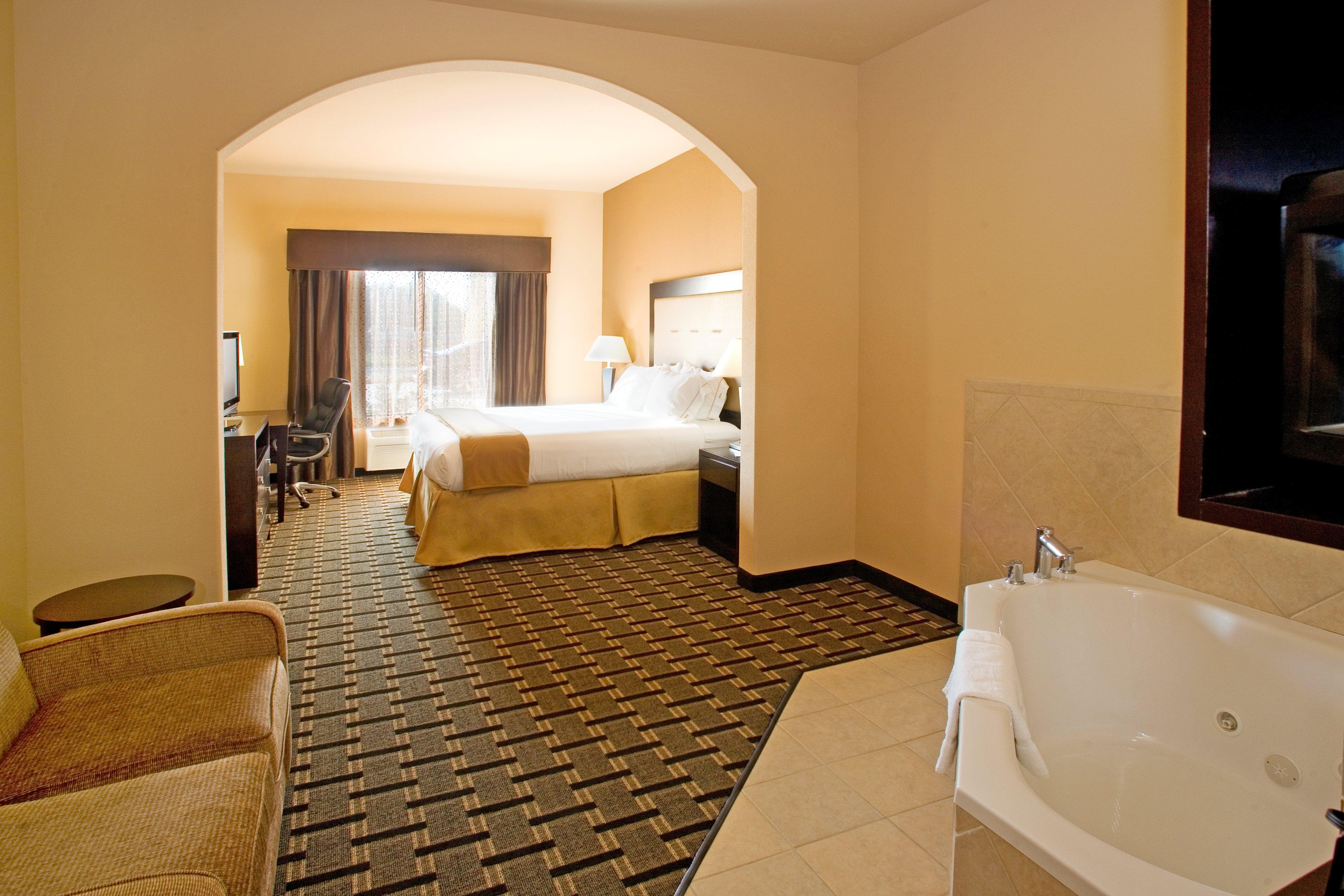 Holiday Inn Express And Suites Beeville By Ihg Extérieur photo